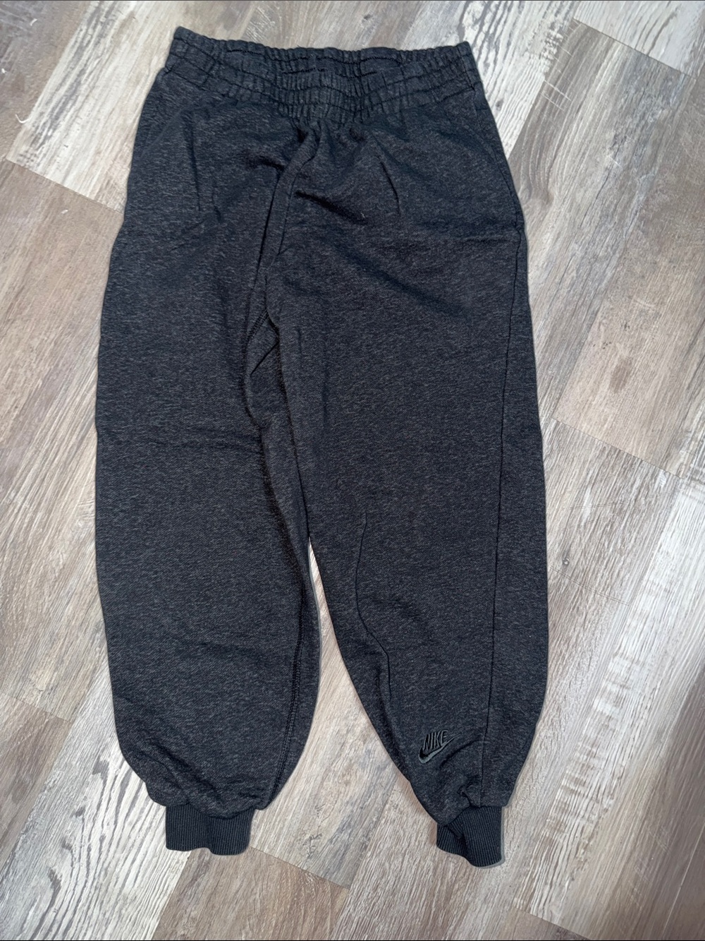 Nike Icon Easy On Loose Fleece Joggers